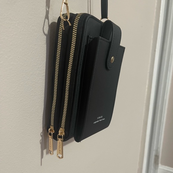 NWOT Phone Wallet Crossbody Bag - Picture 7 of 8